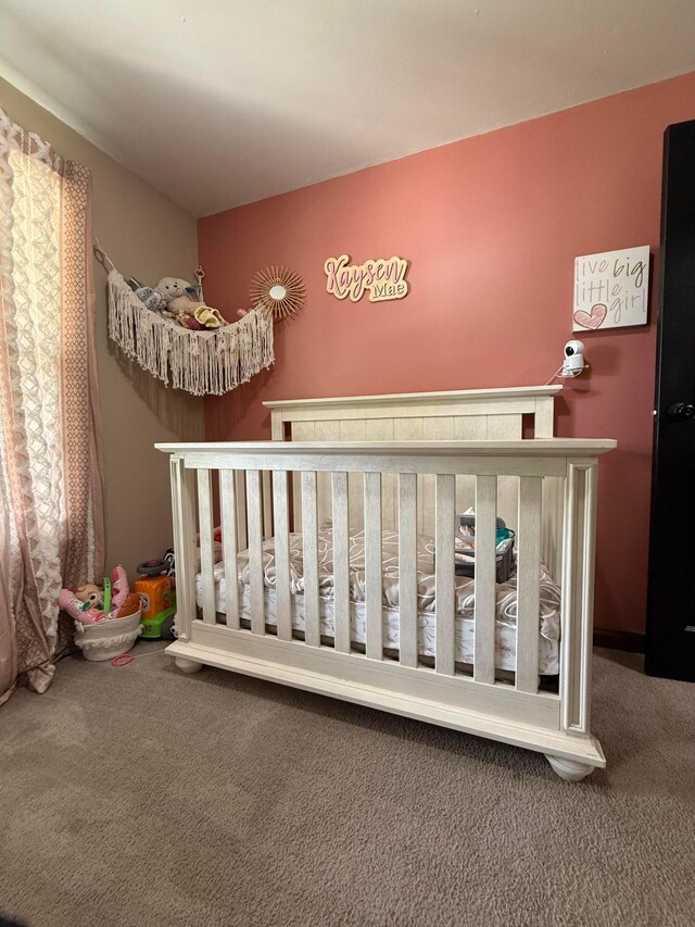 1775 Shoshoni Dr, Circleville, OH 43113 - bedroom featuring carpet flooring