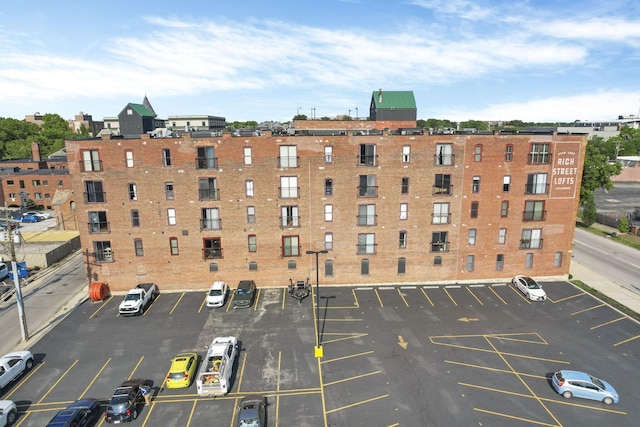 432 E Rich St Unit 4A, Columbus, OH 43215 - view of apartment building / complex featuring uncovered parking