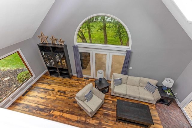 170 Nantucket Ave, Pickerington, OH 43147 - living area with plenty of natural light and high vaulted ceiling
