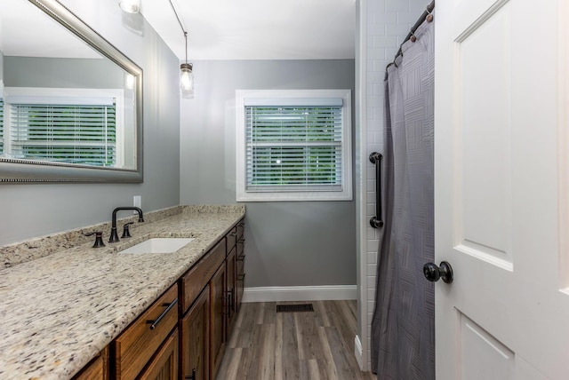 170 Nantucket Ave, Pickerington, OH 43147 - bathroom with wood finished floors, vanity, and curtained shower