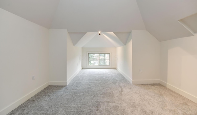 39 Auburn Ave, Columbus, OH 43205 - bonus room with lofted ceiling, carpet, and baseboards
