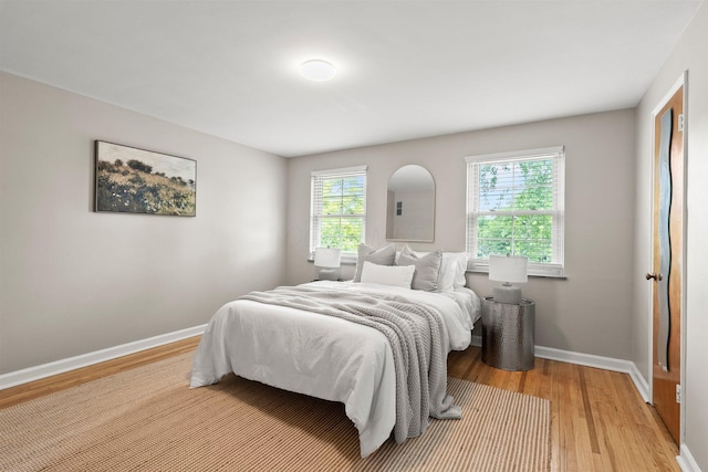 1831 NW Blvd Unit B, Columbus, OH 43212 - bedroom with light wood finished floors and baseboards