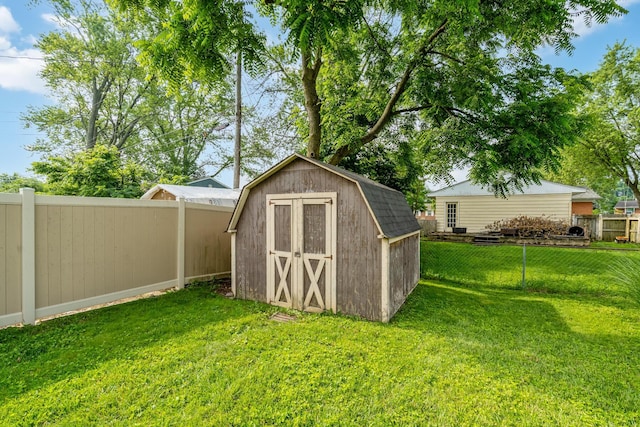 5452 Roche Ct W, Columbus, OH 43229 - view of shed with a fenced backyard