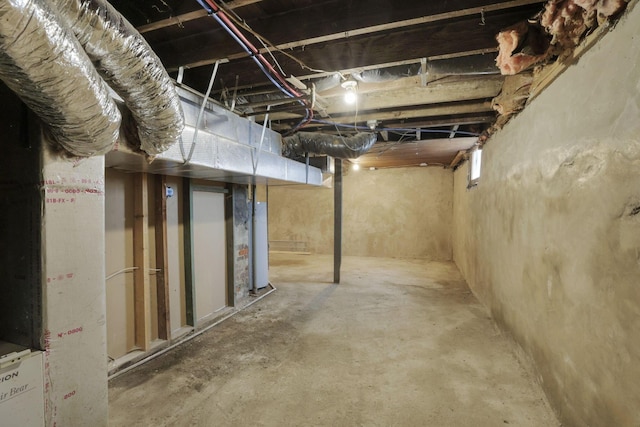 704 N Detroit St, Bellefontaine, OH 43311 - view of unfinished below grade area