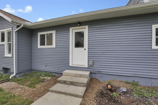 704 N Detroit St, Bellefontaine, OH 43311 - view of doorway to property