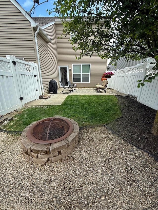 2210 Tournament Way, Grove City, OH 43123 - view of yard with a fire pit and a patio area