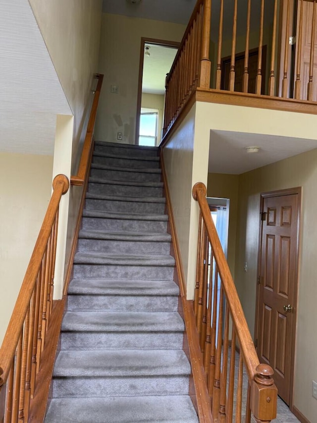 3126 Zach Ct, Columbus, OH 43219 - stairway with carpet flooring and baseboards