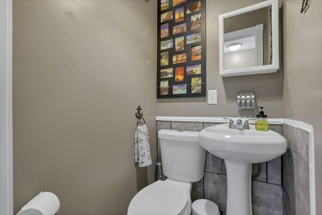 107 N Factory St, Baltimore, OH 43105 - half bath featuring toilet and a sink