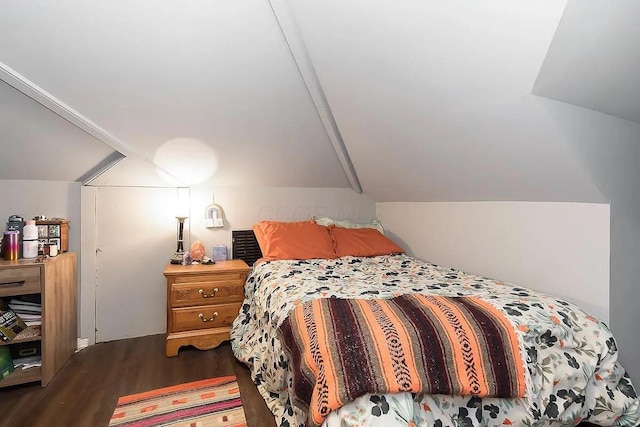 184 E Patterson Ave, Columbus, OH 43202 - bedroom featuring wood finished floors and vaulted ceiling
