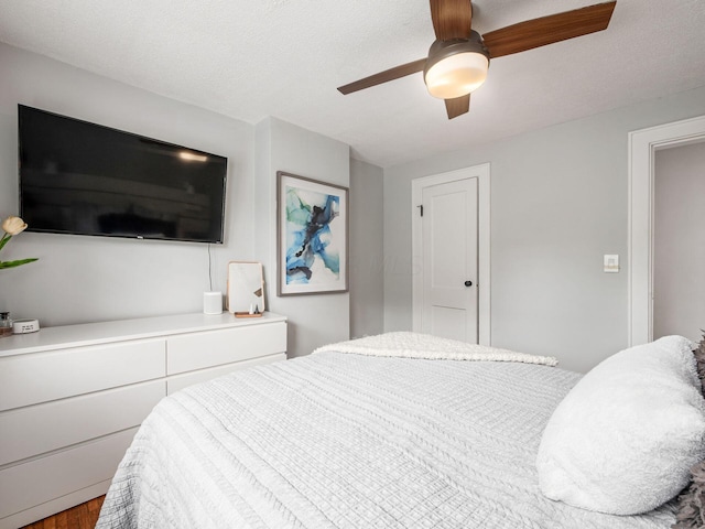1368 Elmwood Ave, Columbus, OH 43212 - bedroom with ceiling fan and wood finished floors