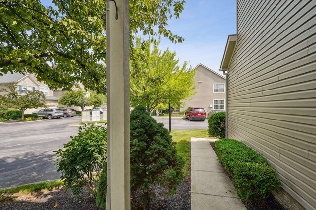 5535 Village Xing, Hilliard, OH 43026 - view of yard