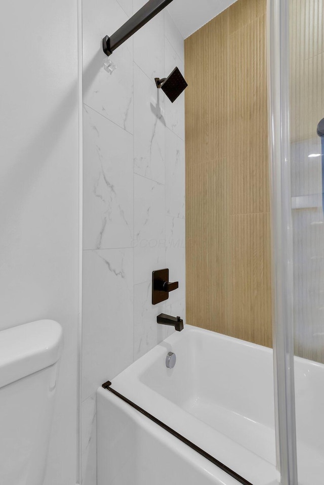 376 E Markison Ave, Columbus, OH 43207 - full bathroom featuring shower / bathtub combination and toilet