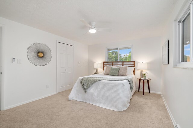 75 S Gould Rd, Columbus, OH 43209 - bedroom featuring carpet, a closet, and a ceiling fan