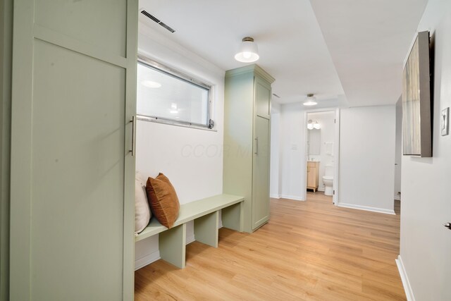 75 S Gould Rd, Columbus, OH 43209 - mudroom featuring light wood finished floors and baseboards