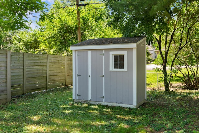 75 S Gould Rd, Columbus, OH 43209 - view of shed with a fenced backyard
