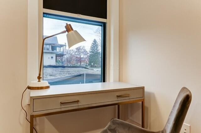 1301 Highland St, Columbus, OH 43201 - detailed view