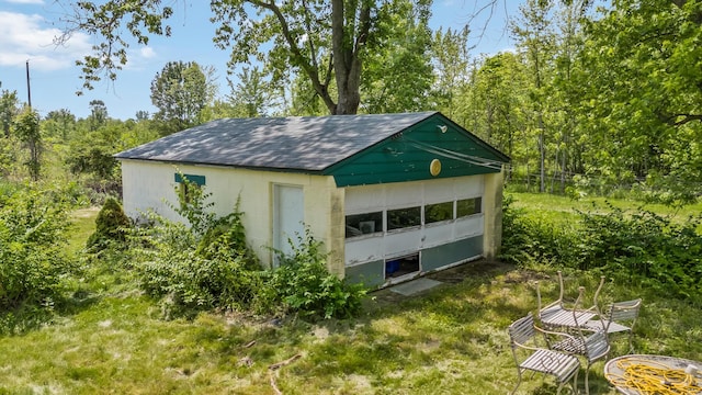 7365 Hayden Run Rd, Hilliard, OH 43026 - view of detached garage