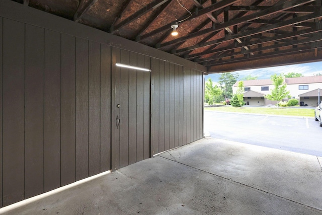 2356 Gavinley Way, Columbus, OH 43220 - view of garage