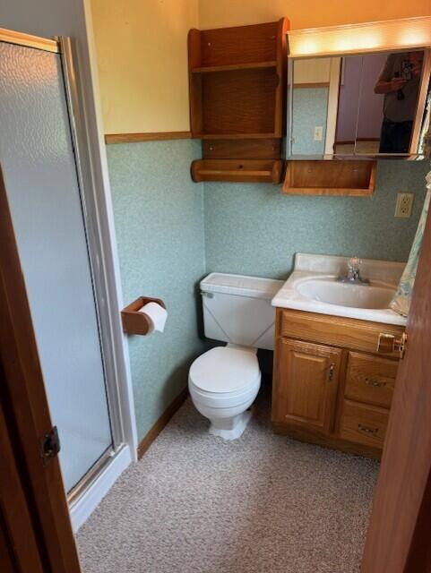 2377 E Howard Rd, Obetz, OH 43207 - full bath with a shower stall and vanity