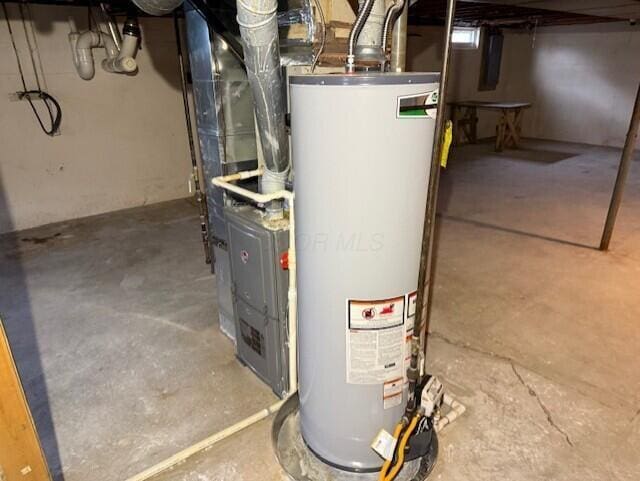 2377 E Howard Rd, Obetz, OH 43207 - utility room with gas water heater
