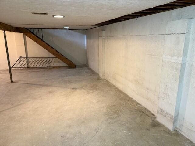 2377 E Howard Rd, Obetz, OH 43207 - view of unfinished basement