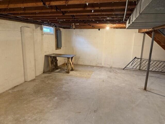 2377 E Howard Rd, Obetz, OH 43207 - below grade area with electric panel