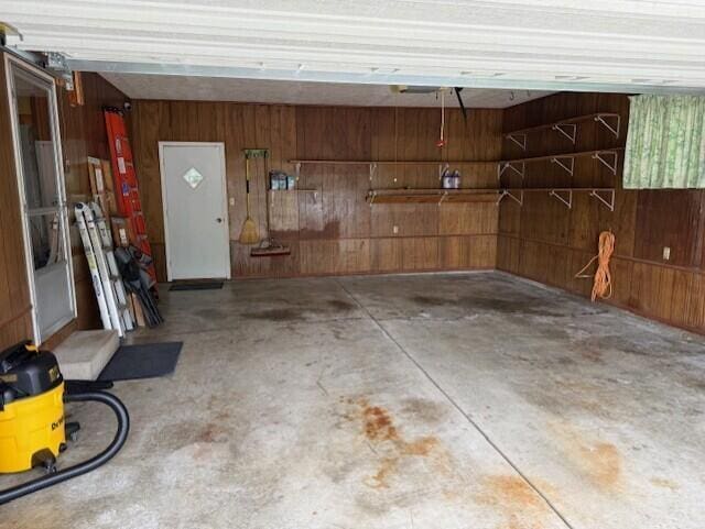 2377 E Howard Rd, Obetz, OH 43207 - garage featuring wood walls