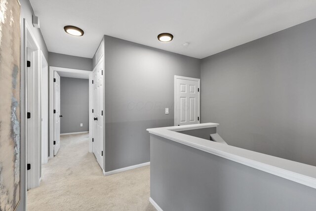 6166 Albany Crest Ave, New Albany, OH 43054 - hallway with light carpet and baseboards