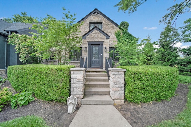2946 Lewis Center Rd, Lewis Center, OH 43035 - view of front of property with stone siding