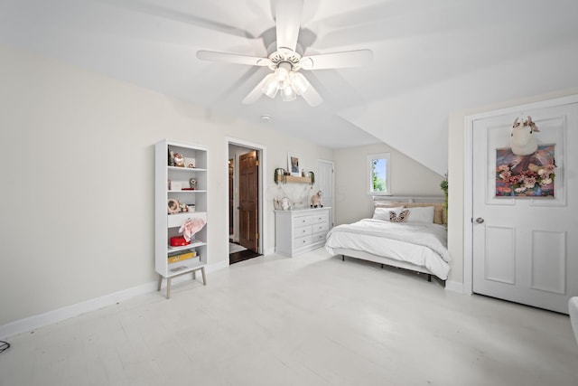 2946 Lewis Center Rd, Lewis Center, OH 43035 - bedroom featuring ceiling fan and baseboards