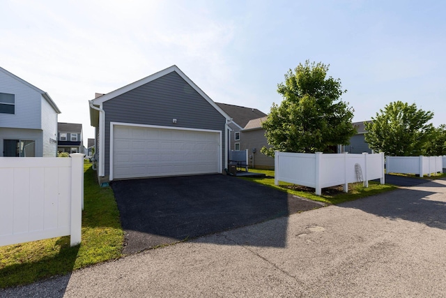 5442 Goose Falls Dr, Dublin, OH 43016 - view of front of home featuring a garage and driveway