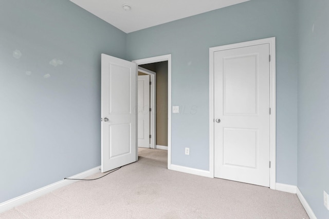 331 Hanton Way, Columbus, OH 43213 - unfurnished bedroom with light carpet and baseboards
