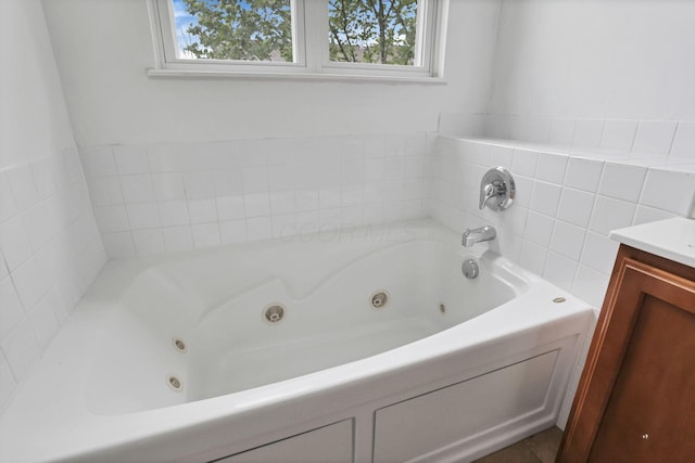 331 Hanton Way, Columbus, OH 43213 - full bathroom with a jetted tub and vanity