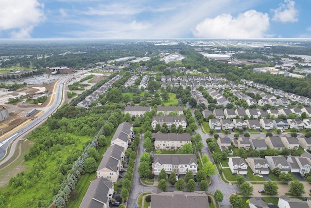 331 Hanton Way, Columbus, OH 43213 - aerial view of property and surrounding area featuring nearby suburban area