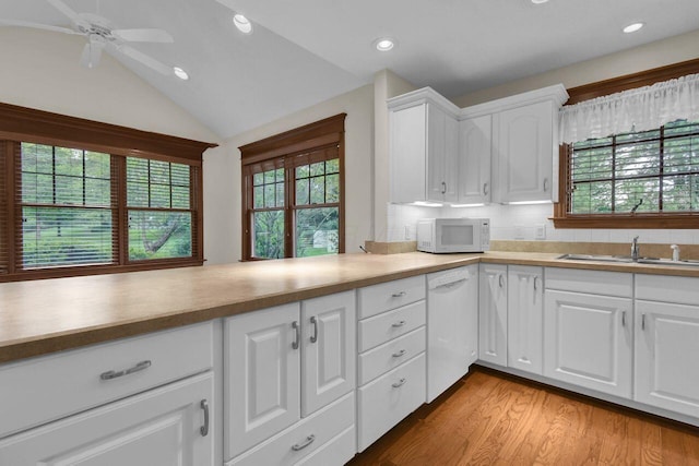 1366 Chapel Way, Heath, OH 43056 - kitchen with white appliances, light wood-style flooring, recessed lighting, white cabinetry, and a ceiling fan