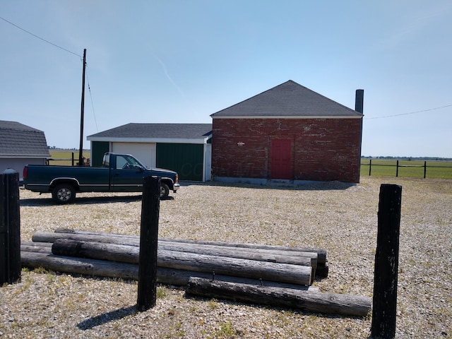 1125 Roberts Mill Rd, London, OH 43140 - exterior space featuring an outbuilding and a detached garage