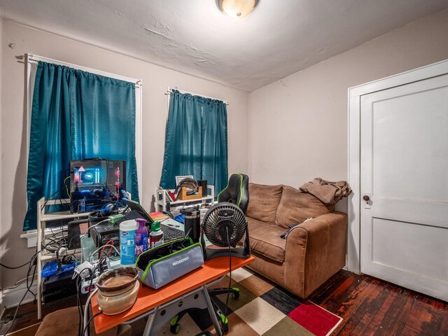 1364-1366 S 3rd St, Columbus, OH 43207 - living room featuring wood finished floors