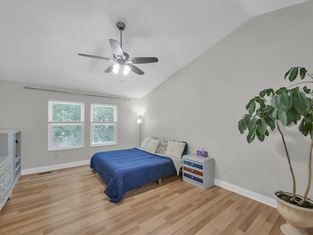 832 Lynnfield Dr, Westerville, OH 43081 - bedroom with vaulted ceiling, light wood-style floors, and a ceiling fan