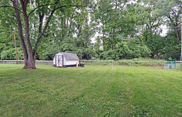1380 Gertrude Dr, Columbus, OH 43227 - photo 14