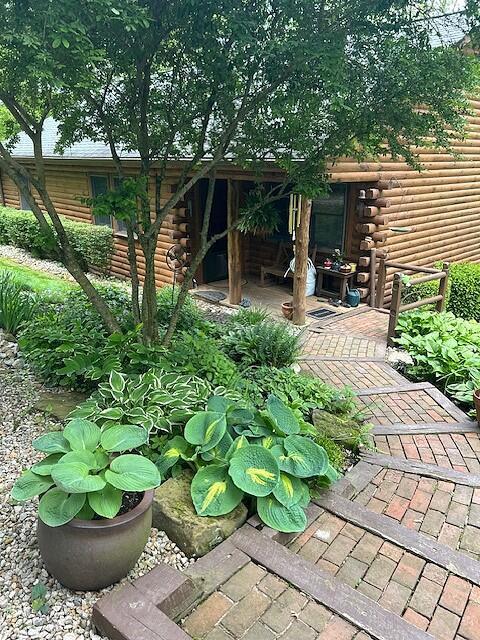31280 Anglebrook Ln, Logan, OH 43138 - view of patio / terrace