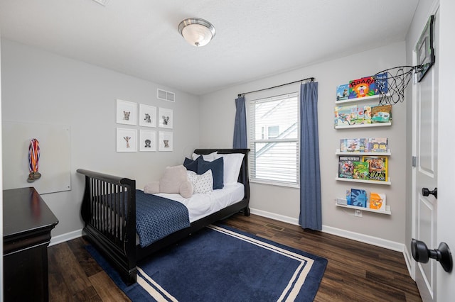 1355 Fisher Run Ct, Columbus, OH 43235 - bedroom with wood finished floors