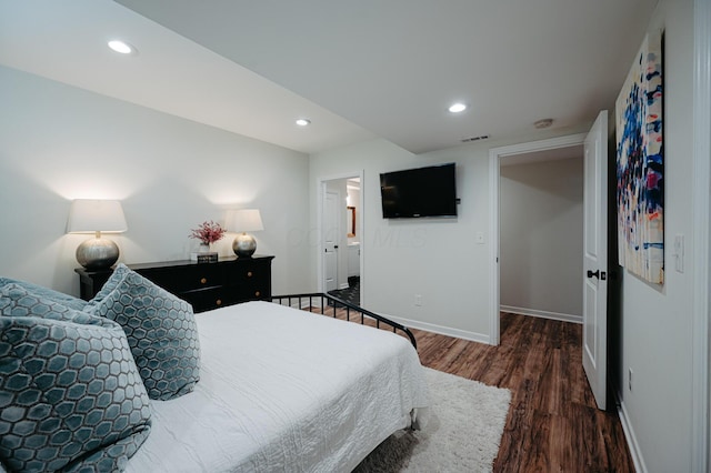1355 Fisher Run Ct, Columbus, OH 43235 - bedroom featuring wood finished floors and recessed lighting