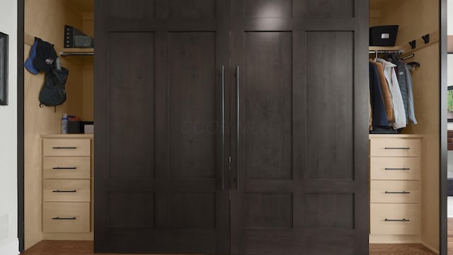 1098 Oregon Ave, Columbus, OH 43201 - view of closet