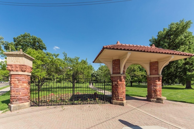 1098 Oregon Ave, Columbus, OH 43201 - view of patio