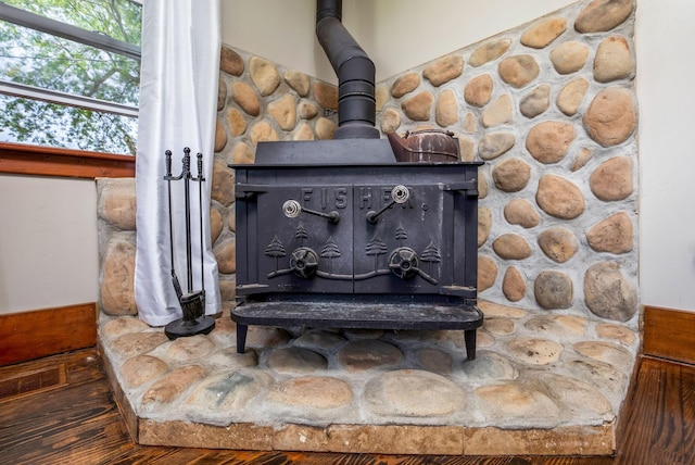 2380 Cedar Hill Rd SW, Amanda, OH 43102 - detailed view of a wood stove