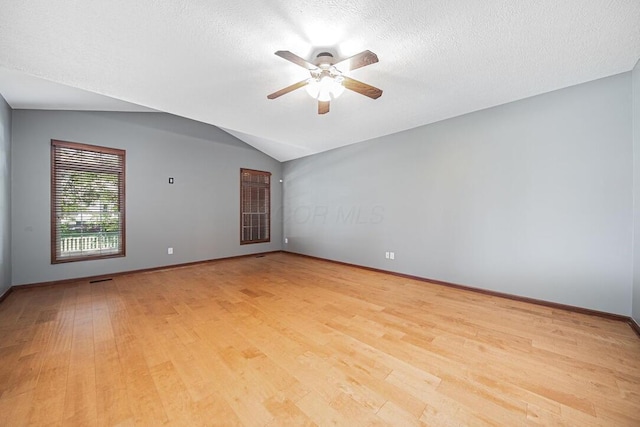 3161 Walkerview Dr, Hilliard, OH 43026 - photo 25