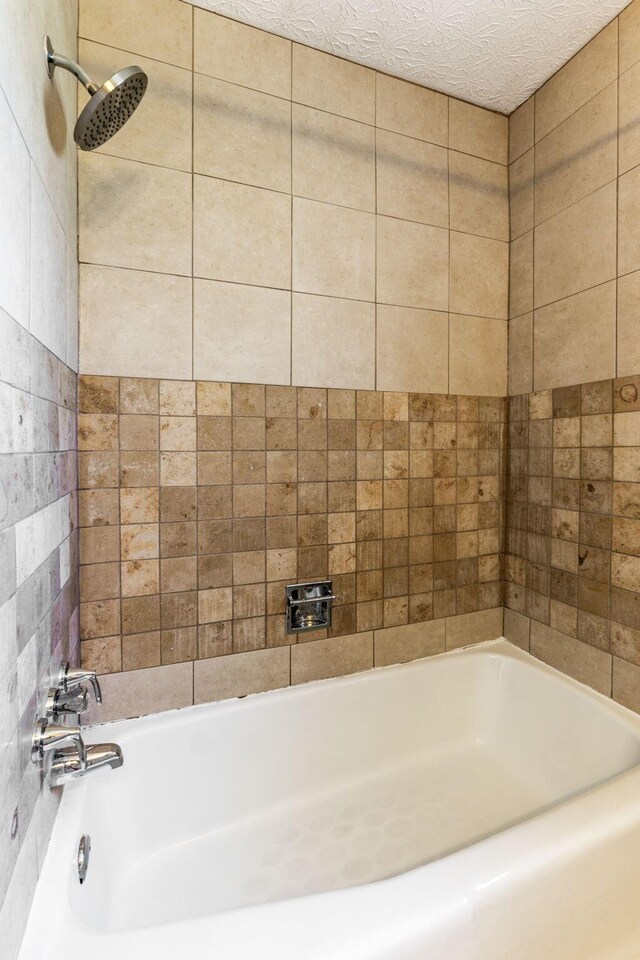 3204 Chateau Morse Ct, Columbus, OH 43231 - bathroom featuring a bathtub and a shower