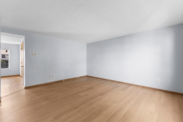 7684 Farm Hill Dr, Blacklick, OH 43004 - photo 4