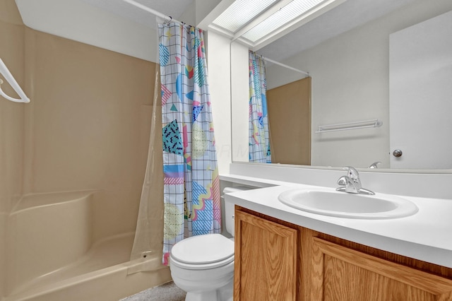 7879 Sudeley Ct, Westerville, OH 43081 - bathroom featuring a shower with shower curtain and vanity