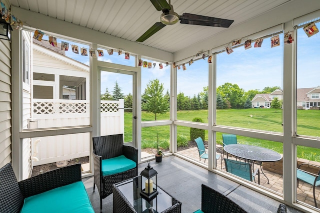 4609 Stoneworth Dr Unit 58, Hilliard, OH 43026 - sunroom / solarium featuring ceiling fan and an outdoor living space